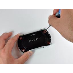 Замена задней крышки PSP Go